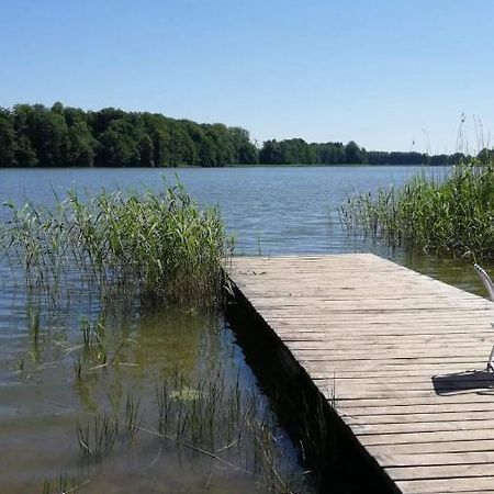 Domek Nad Jeziorem Koszajny Exteriör bild